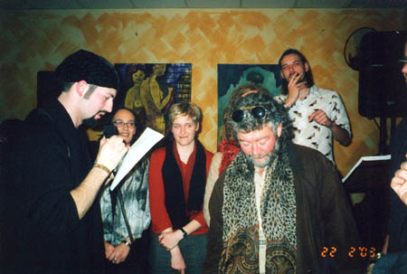 siggi mit seinem Tigertangaslip-schal